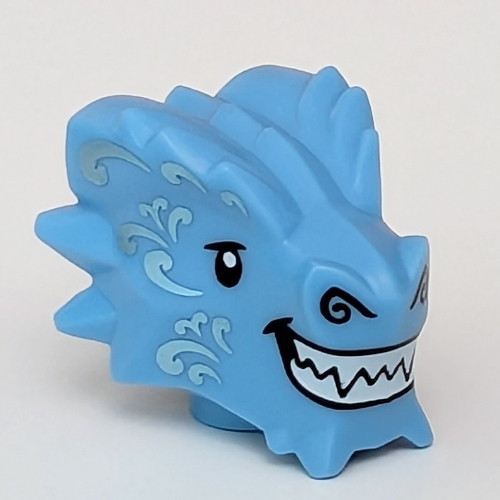 Tête de minifigurine spéciale, dragon en métal avec des dents blanches sourire, lumineux bleu clair marques motif imprimé (Minifig Head Special, Metal Dragon with White Teeth Grin, Bright Light Blue Markings Print)