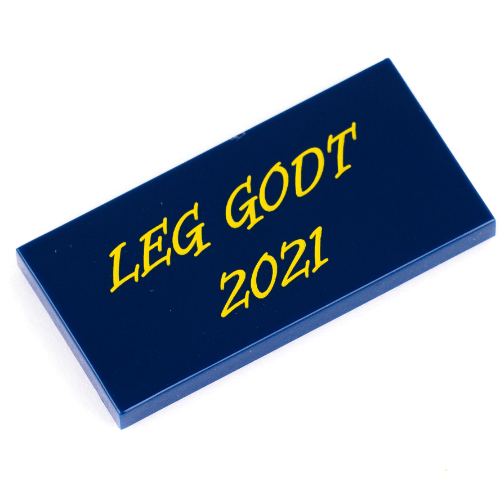 Visuel indicatif Rebrickable de Tuile 2 x 4 avec motif imprimé or 'LEG GODT 2021' (Tile 2 x 4 with Gold 'LEG GODT 2021' Print)