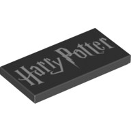 Visuel indicatif Rebrickable de Tuile 2 x 4 avec motif imprimé 'Harry Potter' blanc (Tile 2 x 4 with White 'Harry Potter' Print)