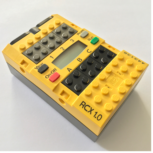 Visuel indicatif Rebrickable de Hub, RCX 1.0, Pas de prise de courant [assemblage complet] (Hub, RCX 1.0, No Power Jack [Complete Assembly])