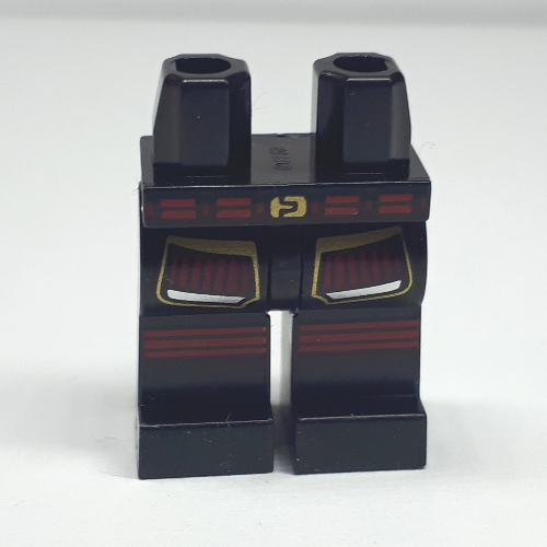 Bassin et jambes noires avec ceinture rouge, boucle dorée, genouillères rouges (Hips and Black Legs with Red Belt, Gold Buckle, Red Knee Pads)