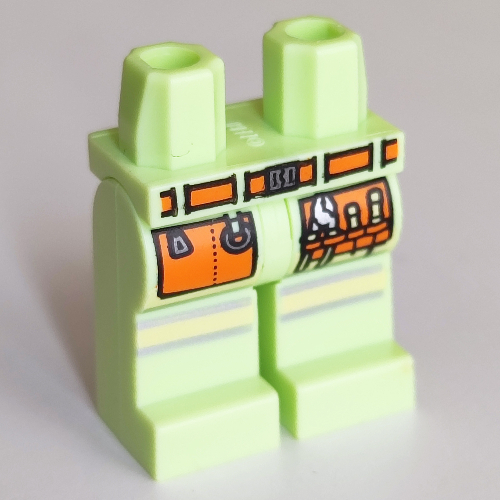 Visuel indicatif Rebrickable de Bassin et jambes vert jaunâtre avec ceinture utilitaire orange, motif imprimé Outils (Hips and Yellowish Green Legs with Orange Utility Belt, Tools Print)