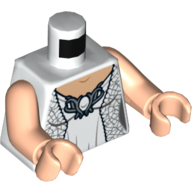 Visuel indicatif Rebrickable de Torse, robe avec robe en Argent Métallisé et Broche en Argent Orné motif imprimé (Galadriel), bras et mains nougat clair (Torso, Dress with Metallic Silver Robe and Ornate Silver Brooch Print (Galadriel), Light Nougat Arms and Hands)
