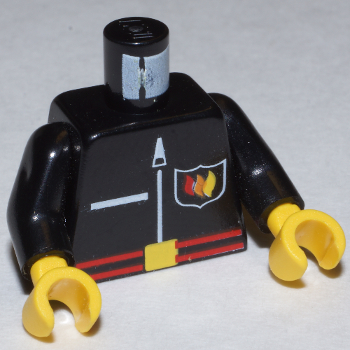 Torse, veste avec insigne de flamme de feu, ceinture rouge et motif imprimé à glissière, bras noirs, mains jaunes (Torso, Jacket with Fire Flame Badge, Red Belt, and Zipper Print, Black Arms, Yellow Hands)