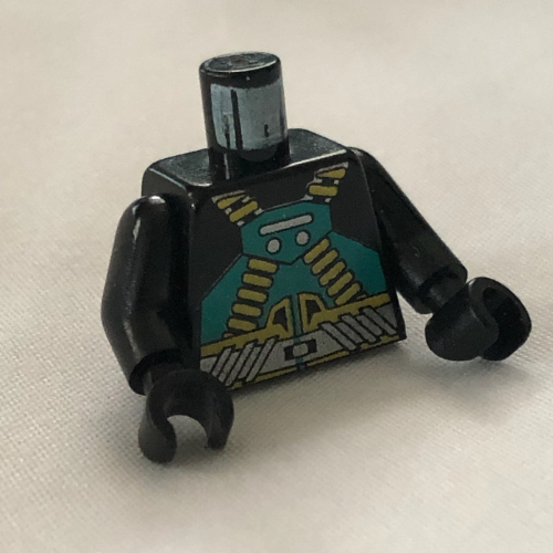 Visuel indicatif Rebrickable de Torse, aquarelle turquoise foncé et or ceintures croisées motif imprimé, bras et mains noirs (Torso, Aquaraider Dark Turquoise and Gold Crossed Belts Print, Black Arms and Hands)