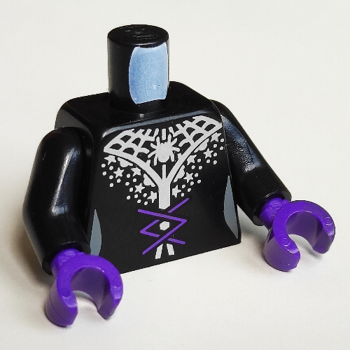 Visuel indicatif Rebrickable de Torse, robe avec araignées argentées et toile, lacets bleues motif imprimé, bras noirs, mains pourpre foncé (Torso, Dress with Silver Spiders and Web, Blue Laces Print, Black Arms, Dark Purple Hands)