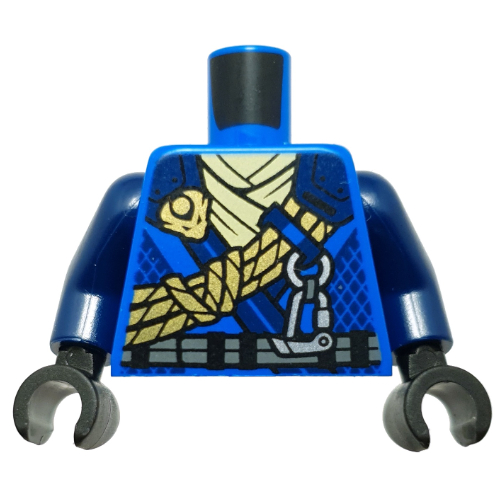 Torse, Ninja robes, bord bleu foncé, ceinture argentée, corde vert olive, motif imprimé ceinture vert jaunâtre, bras bleu foncé, mains noires (Torso, Ninja Robes, Dark Blue Trim, Silver Belt, Olive Green Rope, Yellowish Green Sash Print, Dark Blue Arms, Black Hands)