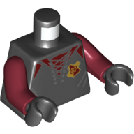 Visuel indicatif Rebrickable de Torse, tunique avec chemise rouge foncé, motif imprimé de crête de Poudlard, bras rouge foncé, mains noires (Torso, Tunic with Dark Red Shirt, Hogwarts Crest Print, Dark Red Arms, Black Hands)
