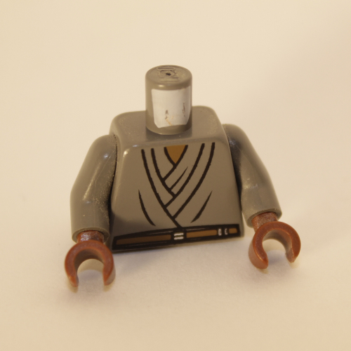 Torse, robe, ceinture marron imprimé (Mace Windu), bras gris bleuté foncé, mains brun rougeâtre (Torso, Robe, Brown Belt Print (Mace Windu), Dark Bluish Gray Arms, Reddish Brown Hands)