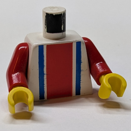 Torse, chemise de football, rayures verticales rouge/bleu / '10' dos motif imprimé, bras rouges, mains jaunes (Torso, Soccer Shirt, Vertical Striped Red/Blue / '10' Back Print, Red Arms, Yellow Hands)
