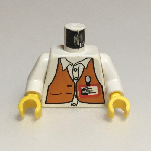 Visuel indicatif Rebrickable de Torse, Gilet marron, ID / Clapboard sur motif imprimé dos (Metteur en scène), bras blancs, mains jaunes (Torso, Brown Vest, ID / Clapboard on Back Print (Director), White Arms, Yellow Hands)