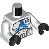 Torse, armure, marquage à la poitrine bleue, insigne de rang imprimé, bras blancs, mains noires (Torso, Armor, Blue Chest Marking, Rank Insignia Print, White Arms, Black Hands)