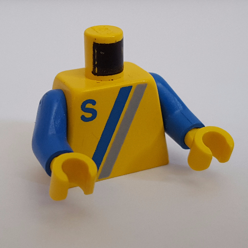 Visuel indicatif Rebrickable de Torse, veste, Logo 'S', Gris clair et motif imprimé ligne bleue, bras bleus, mains jaunes (Torso, Jacket, 'S' Logo, Light Gray and Blue Line Print, Blue Arms, Yellow Hands)
