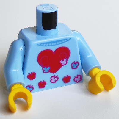 Visuel indicatif Rebrickable de Pull torse, grand cœur rouge, bleu moyen, rose vif et rouge Papillons motif imprimé, bleu clair bleu bras, mains jaunes (Torso Sweater, Big Red Heart, Medium Blue, Bright Pink and Red Butterflies Print, Blue Light Blue Arms, Yellow Hands)