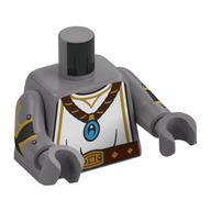 Torse, tabard blanc, bordure or, collier brun rougeâtre, pendentifs azur, ceinture, flacon sur le dos motif imprimé, bras et mains argent mat (Torso, White Tabard, Gold Trim, Reddish Brown Necklace, Azure Pendants, Belt, Flask On Back Print, Flat Silver Arms and Hands)
