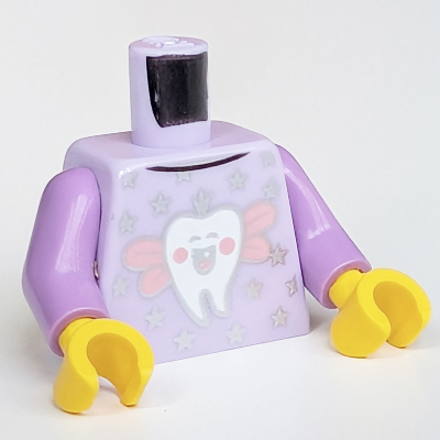 Visuel indicatif Rebrickable de Torse, pyjama, dent blanche avec des ailes de corail, motif imprimé d'étoiles argentées, bras de lavneder moyens, mains jaunes (Torso, Pajama, White Tooth with Coral Wings, Silver Stars Print, Medium Lavneder Arms, Yellow Hands)