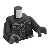 Torse, armure, plaques d'argent, cotte de mailles motif imprimé, bras titane nacré, mains gris bleuté foncé (Torso, Armor, Silver Plates, Chain Mail Print, Pearl Titanium Arms, Dark Bluish Gray Hands)