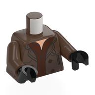 Visuel indicatif Rebrickable de Torse, Trench Coat, gilet brun rougeâtre, Nougat clair poitrine motif imprimé, bras brun terre d’ombre, mains noires (Torso, Trench Coat, Reddish Brown Vest, Light Nougat Chest Print, Umber Brown Arms, Black Hands)