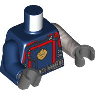 Torse, bras impairs, armure, détails rouges, flamme (symbole capitaine merveille) motif imprimé, bras argenté plat gauche, bras bleu foncé droit, mains gris bleuté foncé (Torso, Odd Arms, Armor, Red Details, Flame (Captain Marvel Symbol) Print, Left Flat Silver Arm, Right Dark Blue Arm, Dark Bluish Grey Hands)