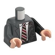 Torse, bras impairs, tenue, veste, chemise blanche, cravate rayée rouge foncé/brun foncé, motif imprimé de taches noires, bras noir gauche, bras gris foncé droit, mains nougat clair (Torso, Odd Arms, Suit, Jacket, White Shirt, Dark Red/Dark Brown Striped Tie, Black Splotches Print, Left Black Arm, Right Dark Bluish Grey Arm, Light Nougat Hands)