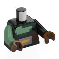 Torse, bras impairs, capuche vert sable pixellisé, ceinture nougat, motif imprimé boucle de ceinture argent / jaune, bras noir gauche, bras vert sable droit, mains brun rougeâtre (Torso, Odd Arms, Pixelated Sand Green Hood, Nougat Belt, Silver/Yellow Belt Buckle Print, Left Black Arm, Right Sand Green Arm, Reddish Brown Hands)