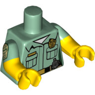 Torse, Double bras moulés, chemise, Poches, Badge, ceinture noire, Motif imprimé radio, Motif manches vert sable, bras et mains jaunes (Torso, Dual Molded Arms, Shirt, Pockets, Badge, Black Belt, Radio Print, Sand Green Sleeves Pattern, Yellow Arms and Hands)
