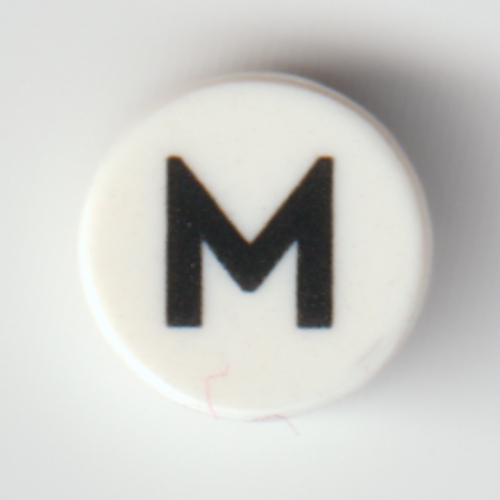 Visuel indicatif Rebrickable de Tuile ronde 1 x 1 avec motif imprimé noir 'M' / 'W' (Tile Round 1 x 1 with Black 'M' / 'W' Print)