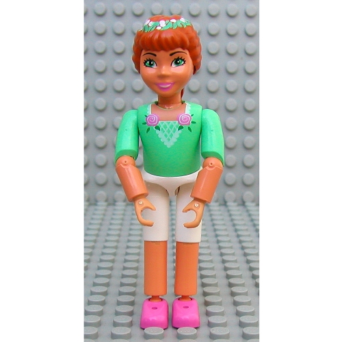 Belville figurine Coudes articulés, Enfant, Femme, Cheveux orange foncé, Chemise verte moyenne, Pantalon court blanc, Fleurs en motif imprimé cheveux (Princesse Flore) (Belville Figure Articulated Elbows, Child, Female, Dark Orange Hair, Medium Green Shirt, White Short Pants, Flowers in Hair Print (Princess Flora))