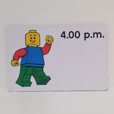 Visuel indicatif Rebrickable de Carte d'activité, Time-Enseigner 12-Hour Clock 4.00 après-midi (Activity Card, Time-Teaching 12-Hour Clock 4.00 p.m.)
