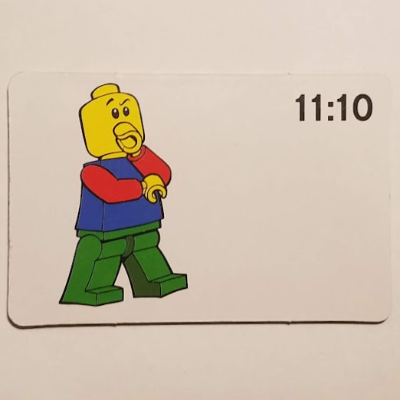 Visuel indicatif Rebrickable de Carte d'activité, temps-enseignement 24 heures horloge 11:10 (Activity Card, Time-Teaching 24-Hour Clock 11:10)