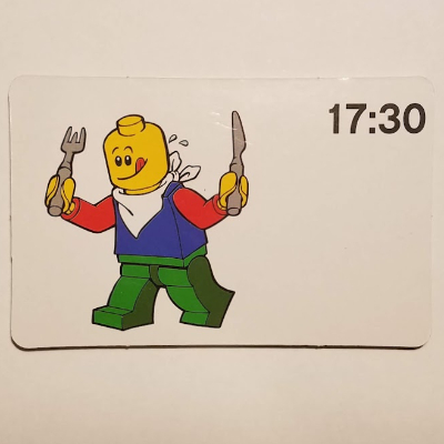 Visuel indicatif Rebrickable de Carte d'activité, Temps-enseignement 24-heure horloge 17:30 (Activity Card, Time-Teaching 24-Hour Clock 17:30)