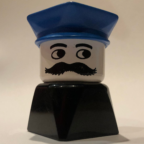 Visuel indicatif Rebrickable de Duplo 2 x 2 x 2 Figurine brique ancienne version, Police chapeau Bleu, Motif imprimé Moustache (Duplo 2 x 2 x 2 Figure Brick Early, Police Hat Blue, Moustache Print)