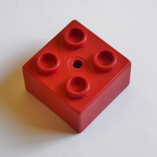 Visuel indicatif Rebrickable de Duplo brique 2 x 2 avec petit trou central (pour jouet à tirer) (Duplo Brick 2 x 2 with Small Center Hole (For Pull Toy))