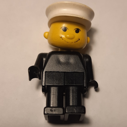 Visuel indicatif Rebrickable de Figurine de base Humain, Pieds noirs, Chapeau blanc (Basic Figure Human, Black Legs, White Hat)