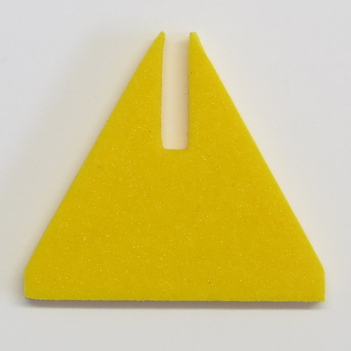 Visuel indicatif Rebrickable de Cône Triangle droit 6 x 6 avec découpe supérieure (Cone Triangle Upright 6 x 6 with Top Cutout)