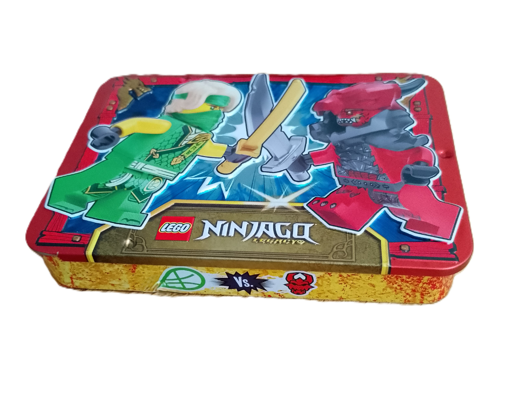 Lloyd vs. guerrier dragonien (Lloyd vs. Dragonian Warrior)