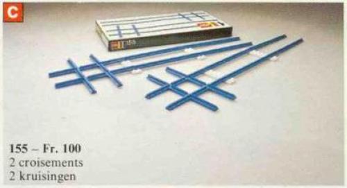 2 traverses, 8 rails droits, 4 plaques de base (2 Cross Rails, 8 Straight Tracks, 4 Base Plates)