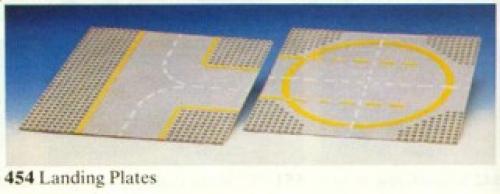 Deux plaques d'atterrissage lunaires (Two Lunar Landing Plates)
