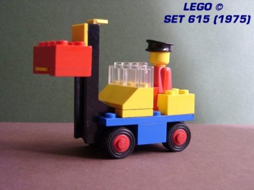 Chariot élévateur avec chauffeur (Fork Lift with Driver)