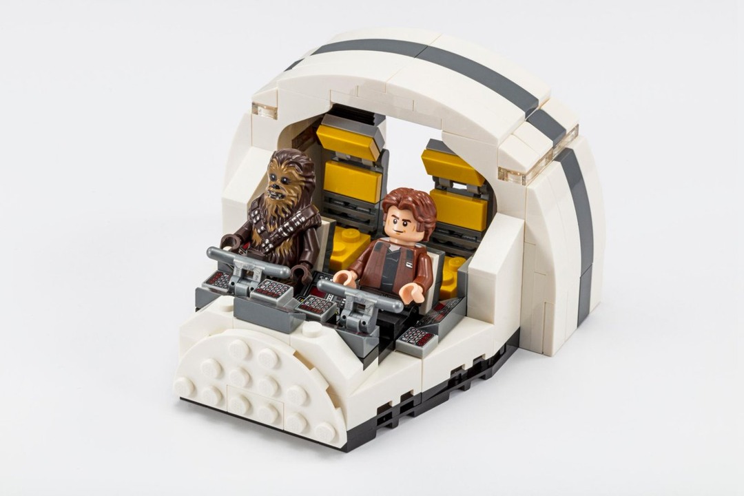 Faucon Cockpit (Millennium Falcon Cockpit)
