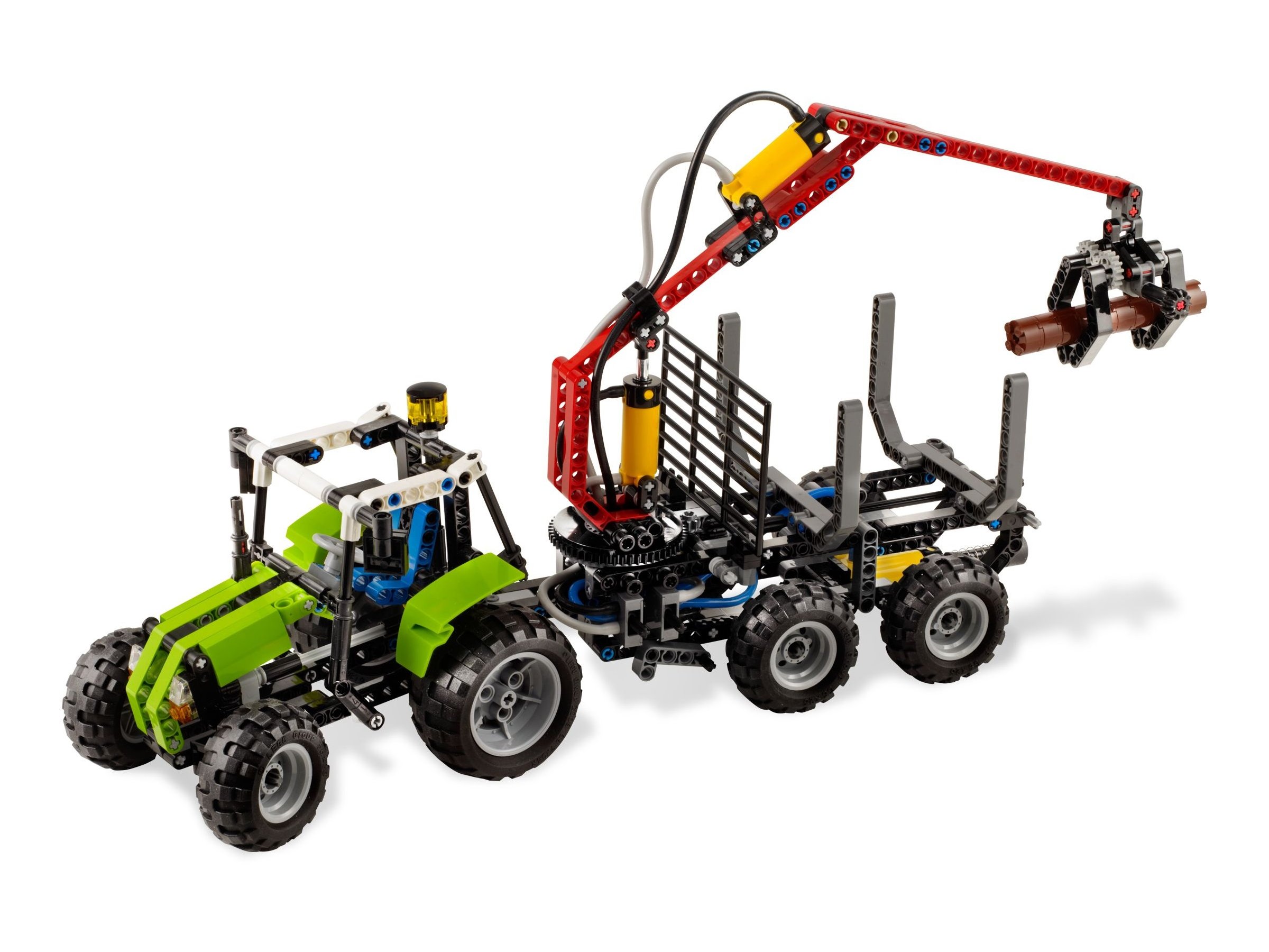 Tracteur avec chargeur de bûches (Tractor with Log Loader)