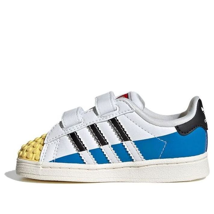 Adidas superstar x LEGO (blanc jaune bleu) - chaussures pour bébé (adidas Superstar x LEGO (White Yellow Blue) - Infant Shoes)