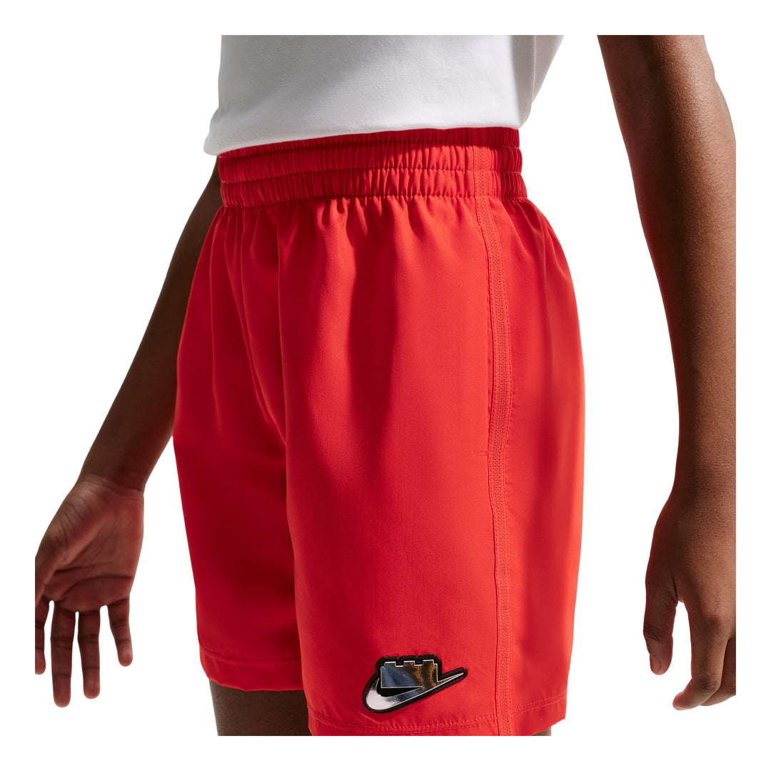 Nike x LEGO collection grand enfants shorts - rush rouge (Nike x LEGO Collection Big Kids' Shorts - Rush Red)
