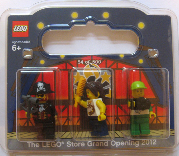 La grande ouverture du magasin LEGO 2012 (The LEGO Store Grand Opening 2012)
